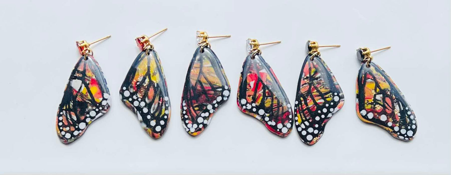 Rustic faux diamond wings